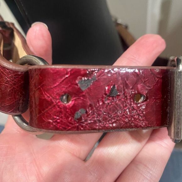Women’s to the Max maroon multi buckle unique belt 32 inches - Picture 2 of 5